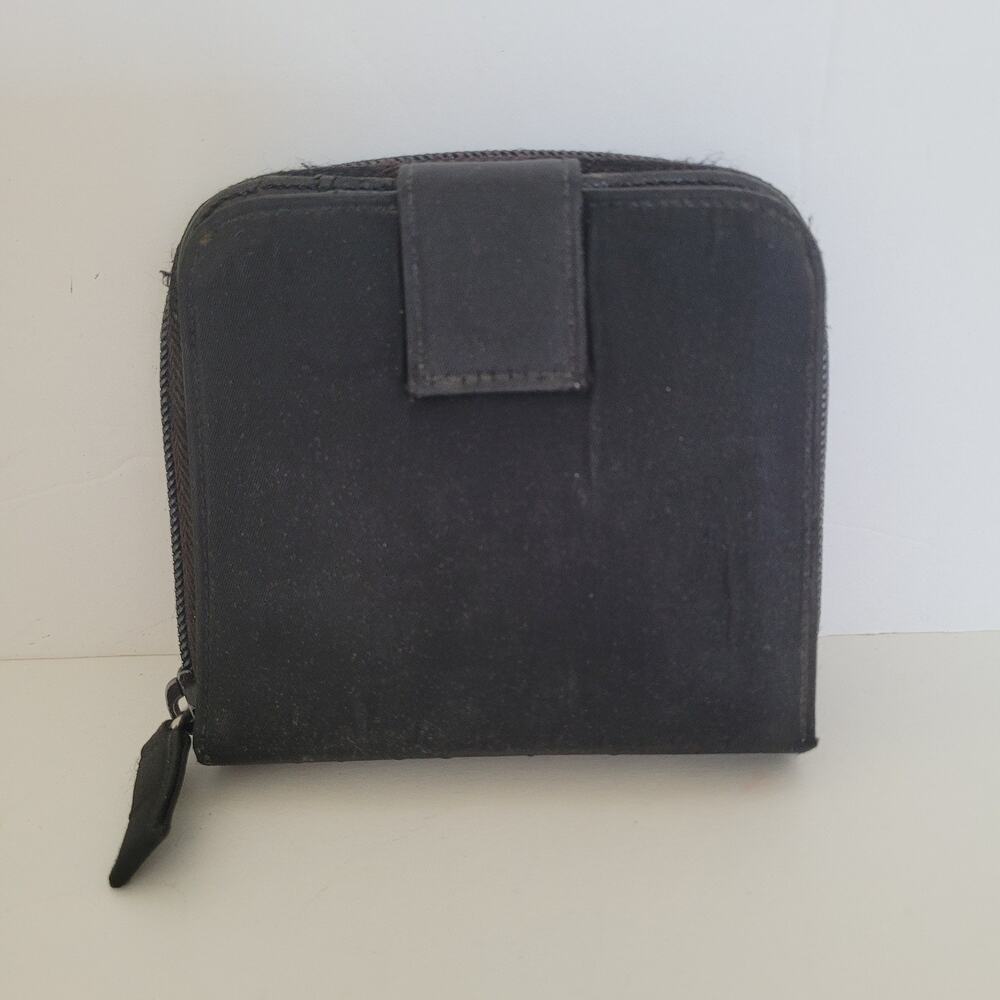 Vintage Prada Milano Black Nylon Saffiano Leather Zip Around Bifold Wallet Made - Picture 2 of 12